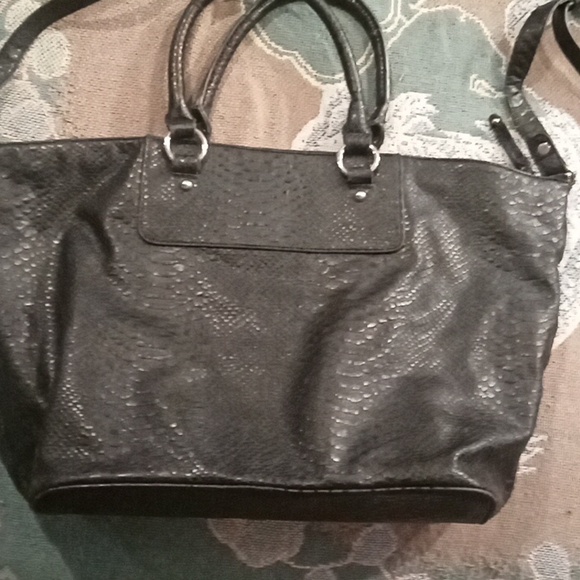 Nine West Python Embossed Tote - Picture 5 of 7